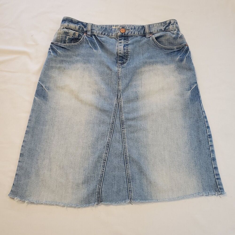 Vtg Mossimo Denim Knee Length Skirt Jean Boho Distressed Faded Hippie Western